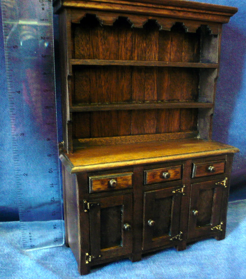 Dresser with Cupboards